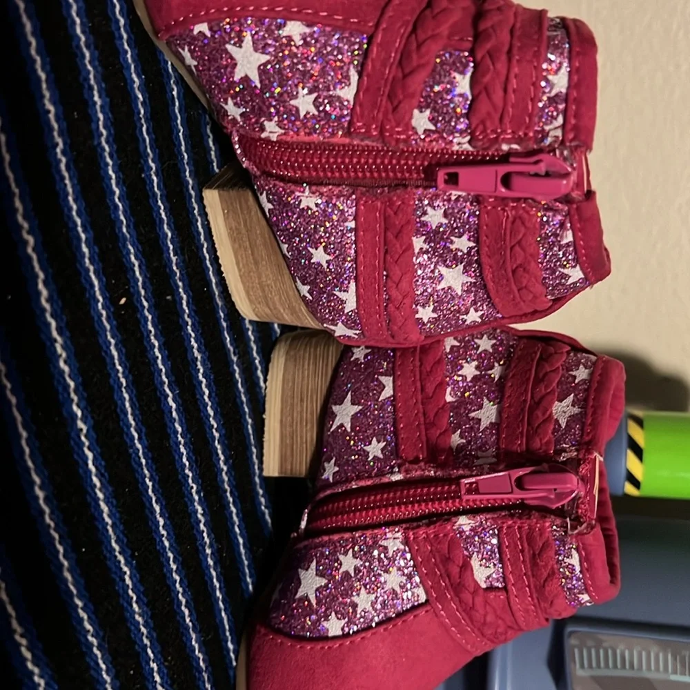 Toddler girl Pink boots NEVER USED - Picture 4 of 4